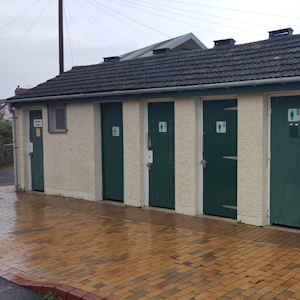 Dry public toilets with an Ecor Pro dehumidifier